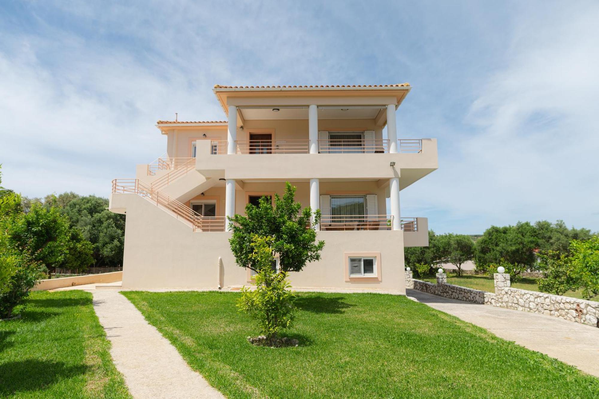 Vasilopoulos Residences - Apartments Eliana & Melanthia أرغوستولي المظهر الخارجي الصورة
